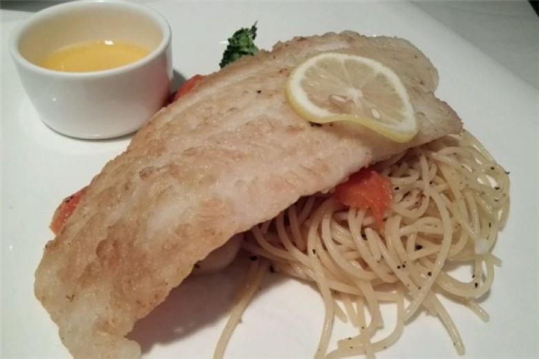 蒙地卡罗西餐厅